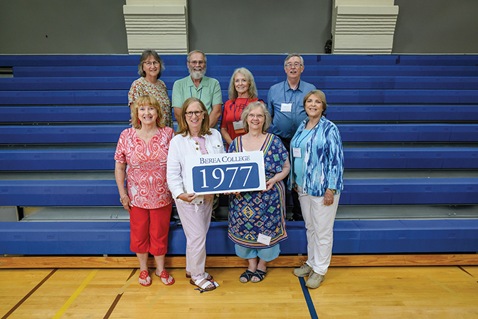 Group photo of the Class of 1977