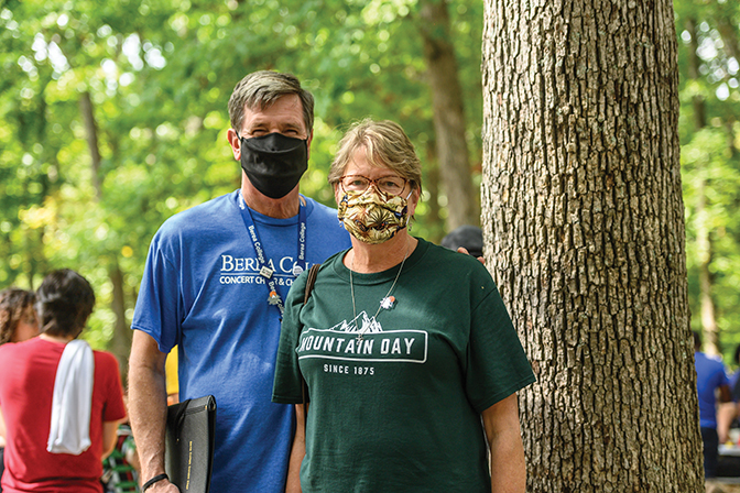 Lyle and Laurie wearing masks at Mountain Day in 2021
