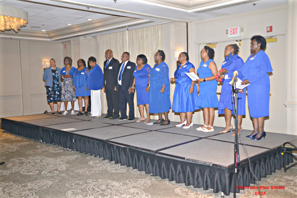 Greenville alumni choir sings for the gathered alumni attendees