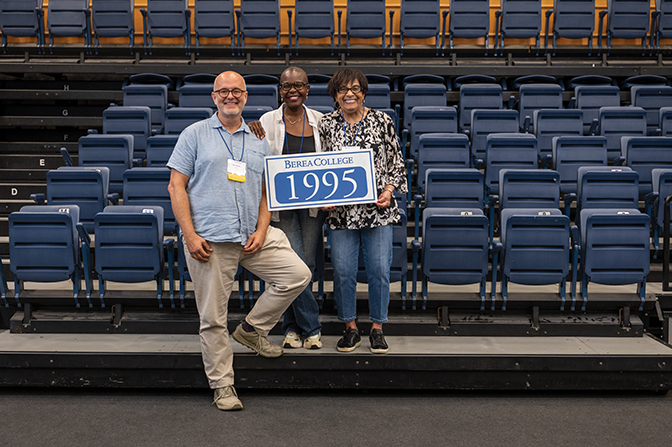 Group photo of the Class of 1995 at Summer Reunion 2025